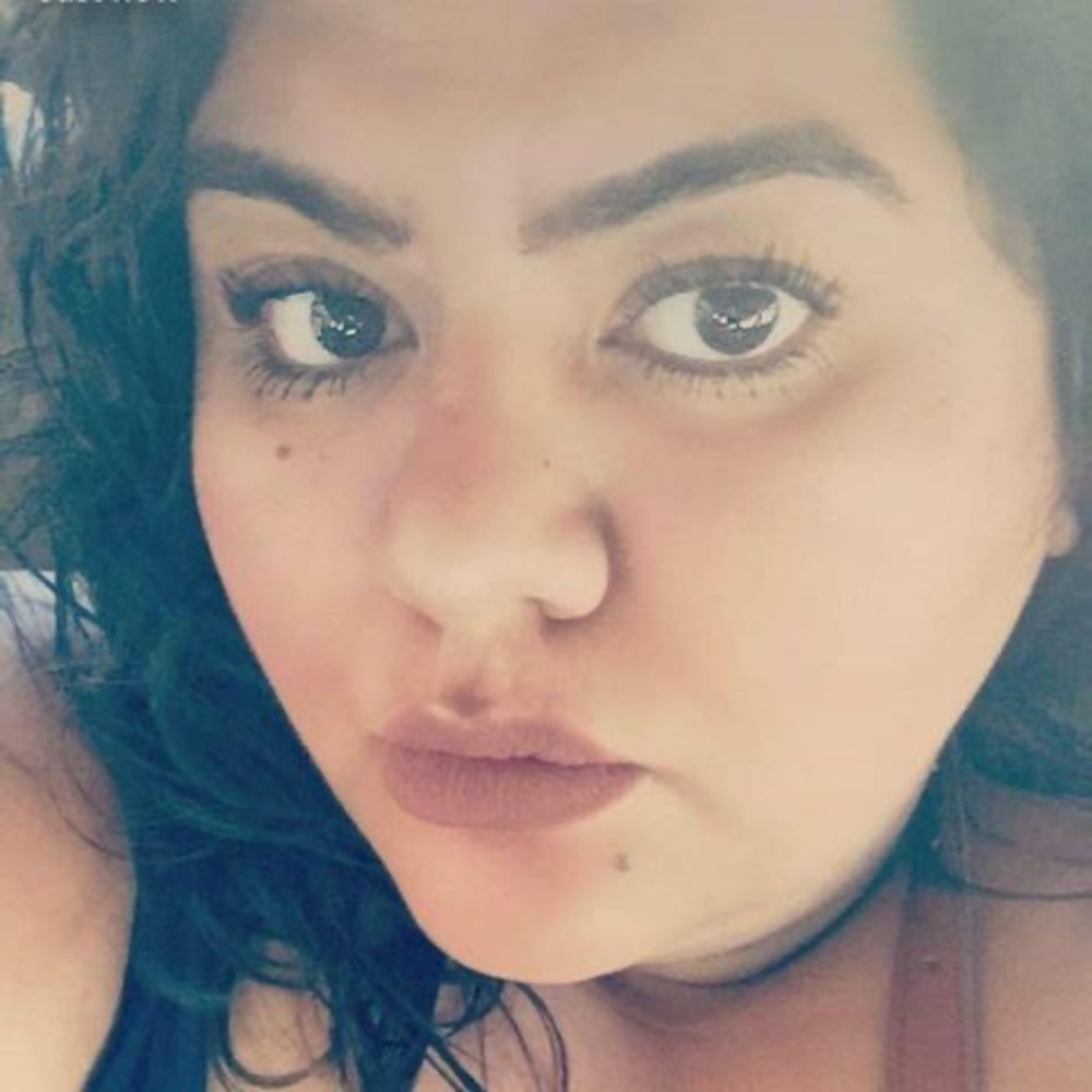 Meet your Posher, Vanessa